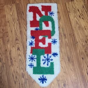 Christmas Handmade Latch Hook Wall Door Hanging Red White Green Noel